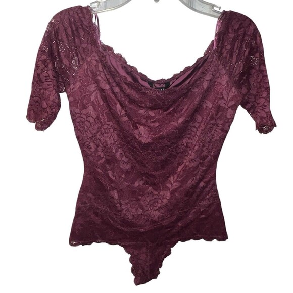 GUESS Bodysuit XXS Dara Off Shoulder Lace Cheeky Top Feminine coquette y2k New - Picture 1 of 10
